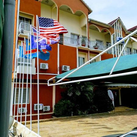 Hotel Vivi Palace Matadi Eksteriør bilde
