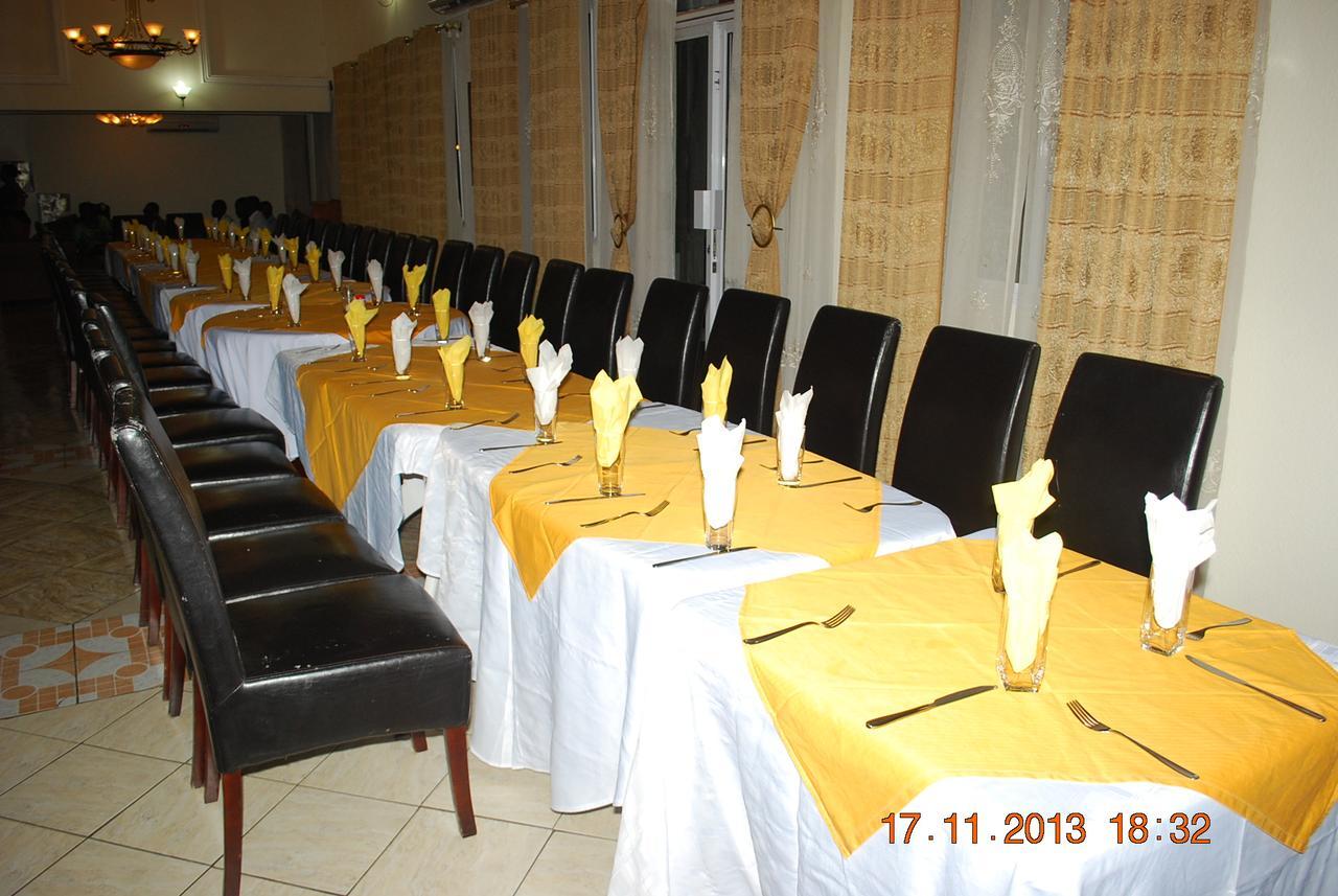 Hotel Vivi Palace Matadi Eksteriør bilde