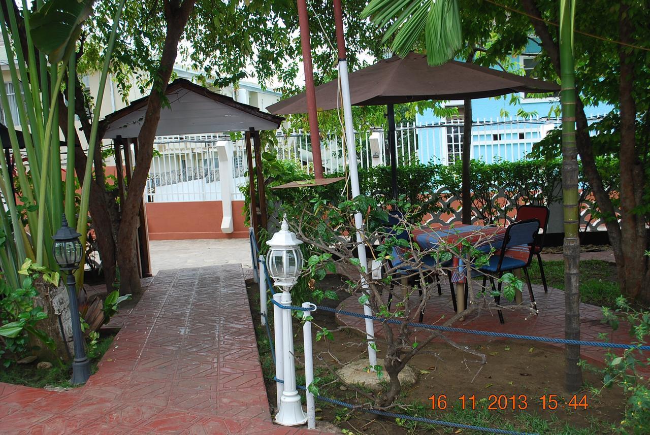 Hotel Vivi Palace Matadi Eksteriør bilde