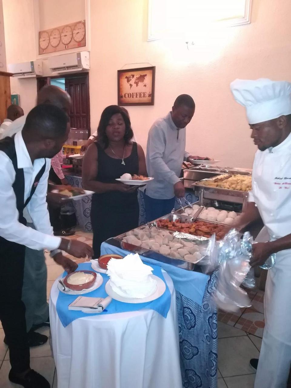 Hotel Vivi Palace Matadi Eksteriør bilde