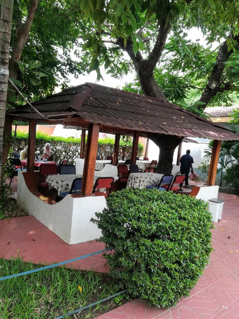 Hotel Vivi Palace Matadi Eksteriør bilde