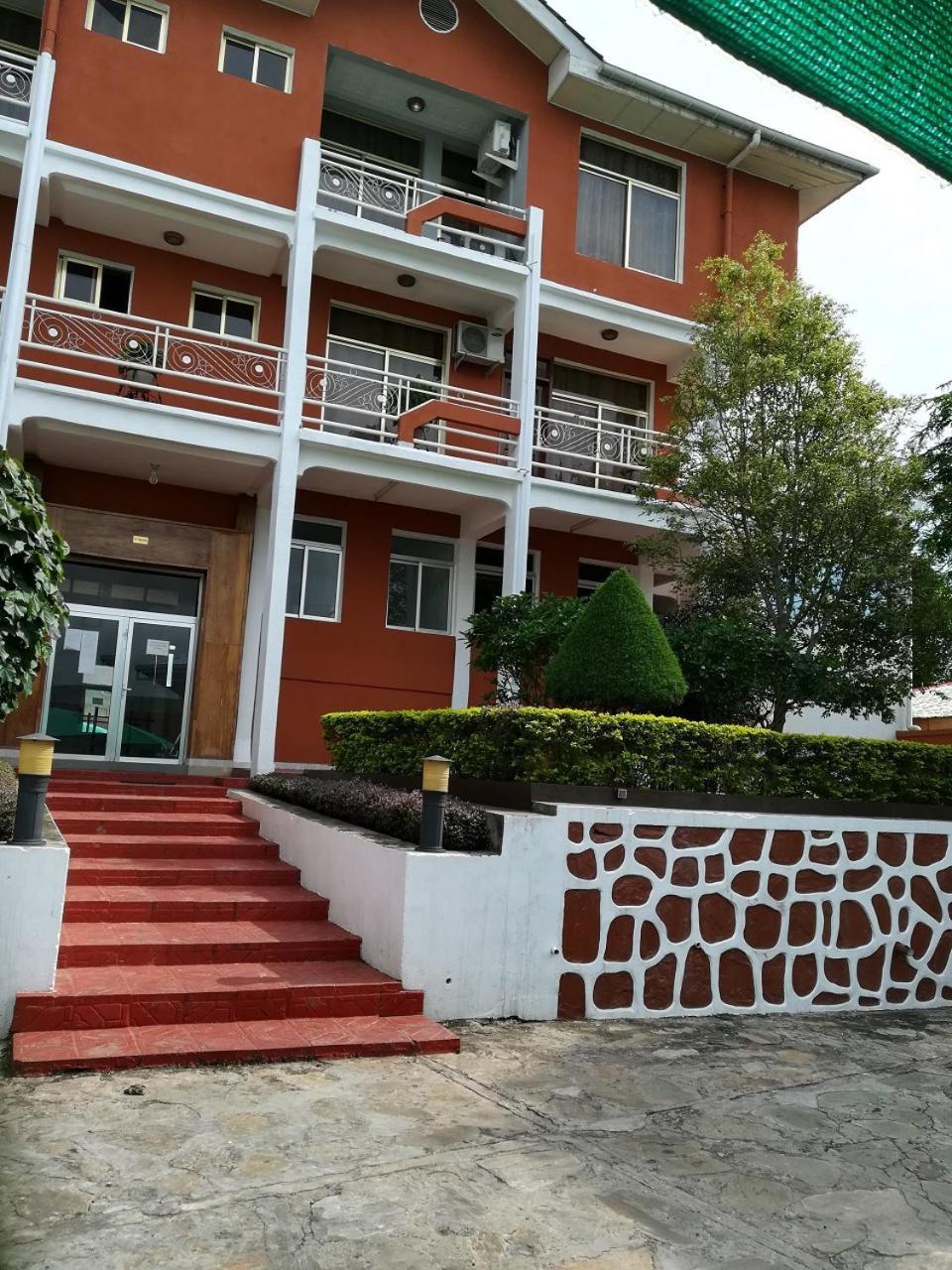 Hotel Vivi Palace Matadi Eksteriør bilde